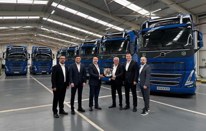 Volvo Trucks-Özmer Lojistik Teslimatı